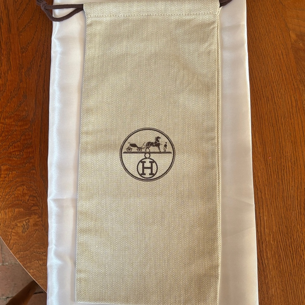Hermès Cream Dust Bag